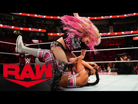 Alexa Bliss snaps on Bianca Belair during Raw Women’s Title Match: Raw, Jan. 2, 2023