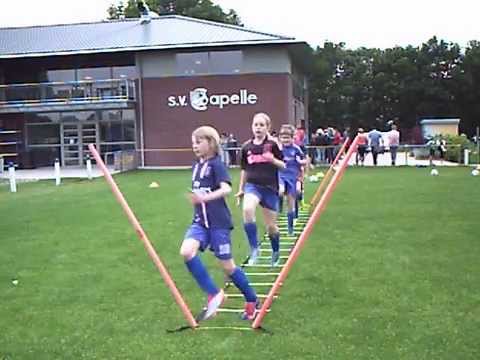 Trainingsmoment SV Capelle E1 loopladder 2013-2014