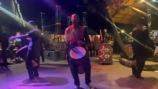 ドラムショーに参加できるボマレストラン@ビクトリアフォールズ