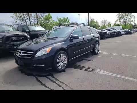 2013 Mercedes-Benz R-Class R 350 BlueTEC in Black for sale at Finch Chrysler Dodge Jeep Ram Ltd in London, ON