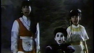 Download lagu Vampire Strikes Back mp3