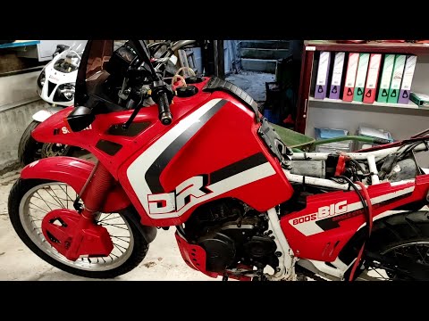 Starting the Suzuki DR 800 for the first time