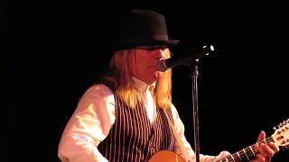 Robin Zander - &quot;When I Wake Up Tomorrow&quot; - Monk&#39;s, Lake Delton, WI - 01/12/19