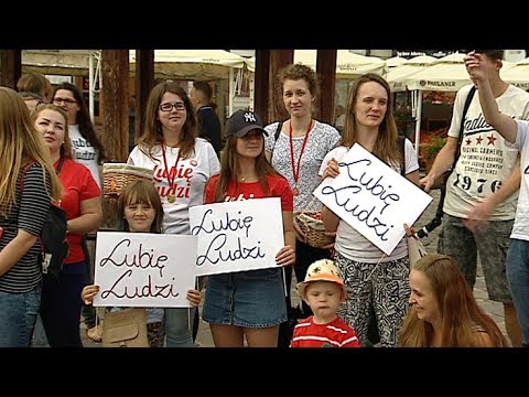 Wspólny happening "Szlachetnej paczki" i "Akademii przyszłości"