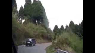 preview picture of video 'On the road from Mirik to Darjeeling town by car'