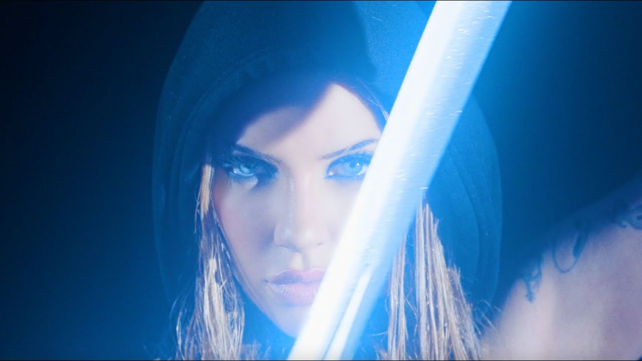 Karen Méndez - 4 VECES 4 (Video Oficial)