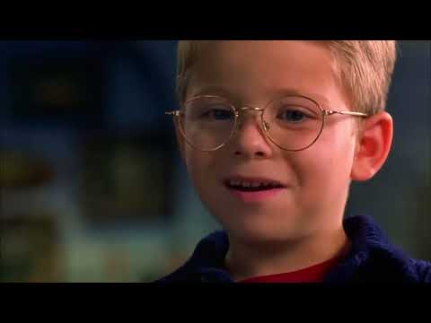 Stuart Little 1999 trailer still — the Littles bring their new mouse-sized son home to New York