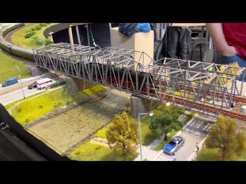 Parowóz Pt-31,  przejazd przez most na Sanie.