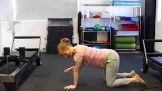 4 POINT KNEELING EXTENSIONS -  with physiotherapist, Bess Wilkins