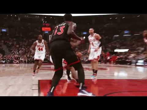 Fred VanVleet’s Ankle Breaker to sneak in a lay-up on a tight Bulls defense