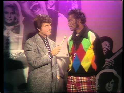 Dick Clark interviews Chuck Berry - Rock N Roll 1974 Part 4
