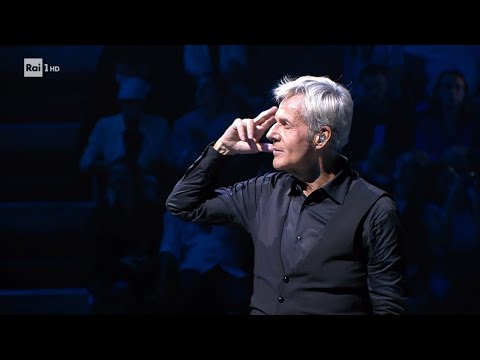 Gli anni più belli - Claudio Baglioni - Live al Foro Italico - A TUTTO CUORE - Rai 1