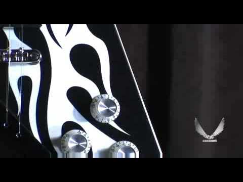 Демонстрация электрогитары Dean Michael Schenker Custom Flames