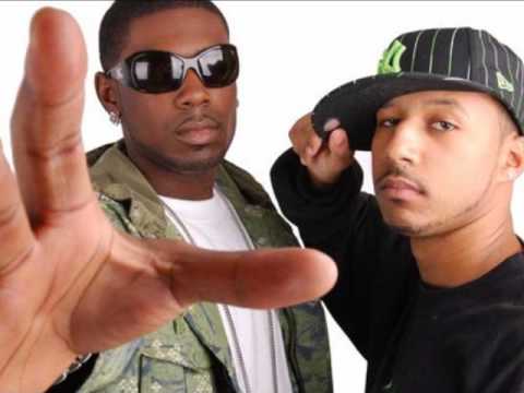 Mook N Fair - How She Movin (2009)