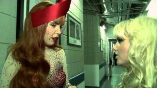 Paloma Faith talks to Goldierocks backstage | BRIT Awards 2011