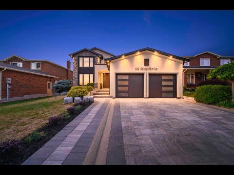 Stunning Contemporary Modern Home in Woodbridge, Ontario | 632 Chancellor Dr, Woodbridge
