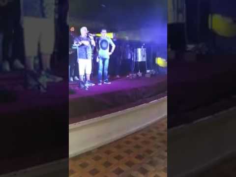 Gui e Marcelinho sem compromisso