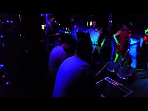 Muziekformatie Jawaan - Baithak Badshah