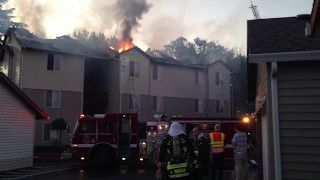 preview picture of video 'Vancouver Apartments Fire 2, July 2, 2013'