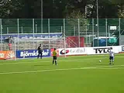 Straffläggning E-tuna City-Gunnilse Straff 6