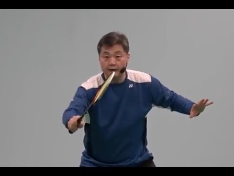 Badminton vous devez enseigner les compétences La bonne position déjà prête peut tout changer