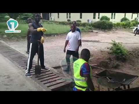 KOFORIDUA CLEAN-UP: Ghana Library Authority Staff Support Sanitation Drive