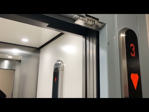 1970 KONE (mod.) BD Traction Elevator @ Södra Kyrkogatan 3, Hudiksvall, Sweden.