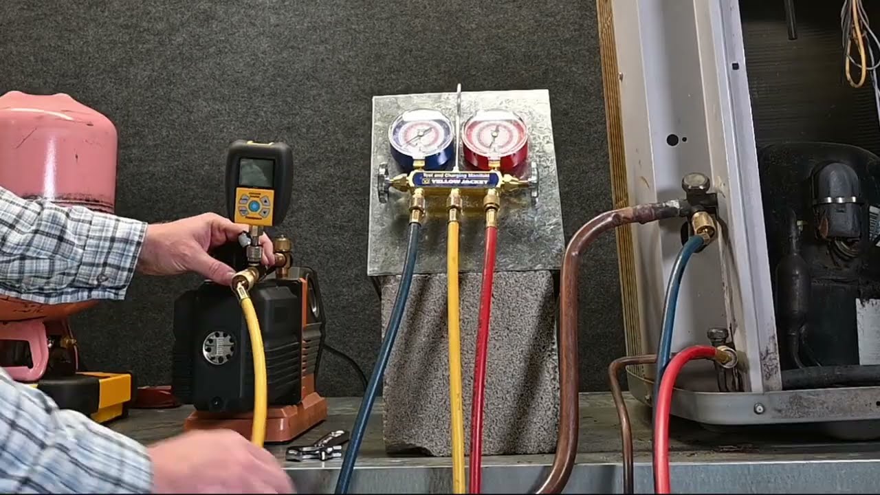 HVAC 149 Vacuum p16 Example 4 Standard manifold