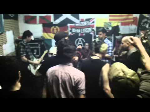 Itziarren Semeak (Skapunk Baskenland) Monkey Man (The Specials) live @ Hof 2016