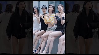 Hottest Chinese Street Fashion 20250220