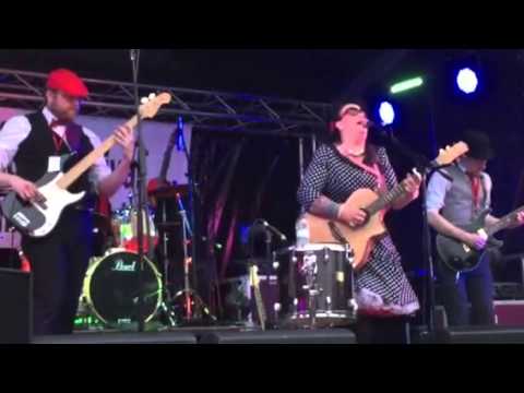 Kaz Hawkins and her Band O' Men