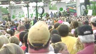 kris allen--she works hard for the money