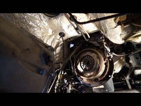2007 Jeep Wrangler Unlimited Manual Clutch and Release Bearing Replacement