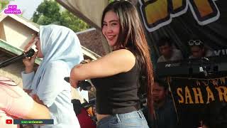 Download lagu wanita idaman lain || cover sofy ehoy ft euis angel || New sahhara mp3 Download lagu wanita idaman lain || cover sofy ehoy ft euis angel || New sahhara mp3