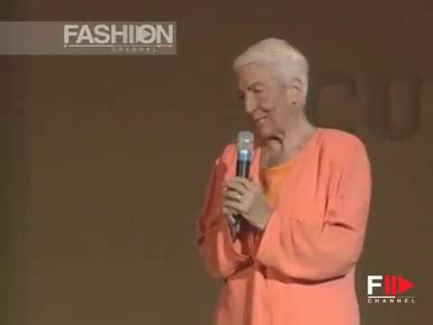 Fashion Show "Raffaella Curiel" Haute Couture Women Autumn Winter 2004 2005 Rome 1 of 8