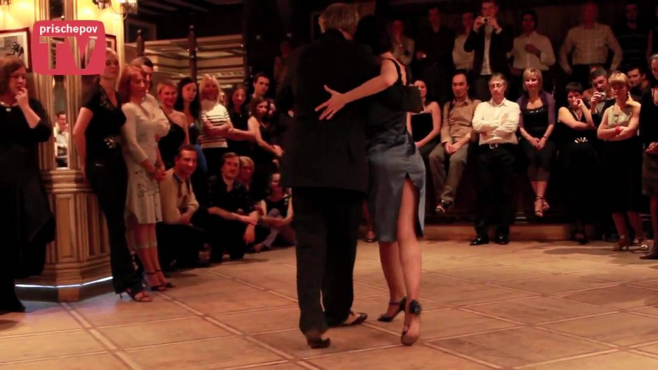 Alexander Cherenkov &  Kseniya Chichaeva, Héctor Varela-Asi Bailaban Mis Abuelos