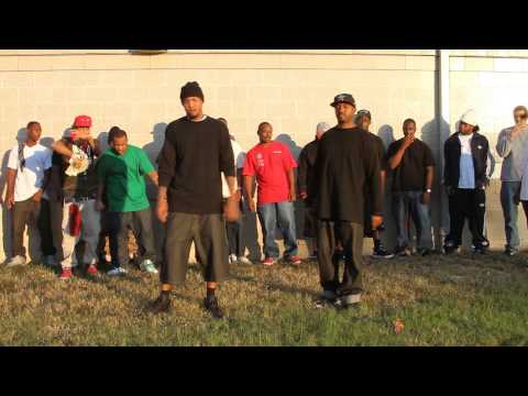 @LilB_ThaGrinda Presents: D3G - Beat A Nigga Up