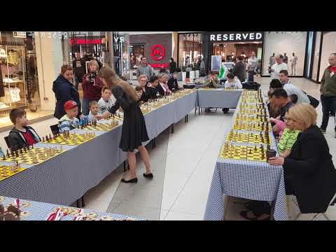 Symultana szachowa z mistrzynią międzynarodową Alicją Śliwicką - 27.04.2019