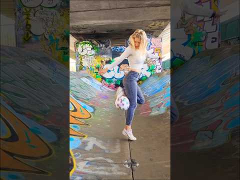 You didn’t expected that 😱🤯😱🤯❤️⚽️ #aguska #dance #freestylefootball #fitness #workout #skatepark