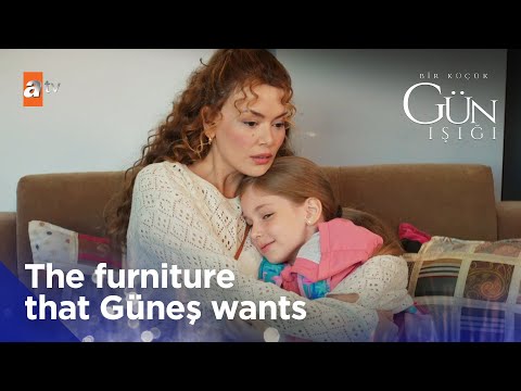 Elif and Güneş go to a second-hand store - Bir Kucuk Gun Isigi | Short Scenes