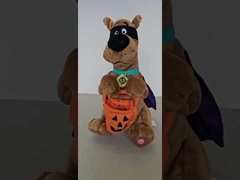 Scooby Doo Shaking Halloween Trick or Treater Plush Hallmark