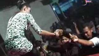 Download lagu dokter cinta-ratna antika-OM ADELLA-BANGILAN-TUBAN.flv mp3 Download lagu dokter cinta-ratna antika-OM ADELLA-BANGILAN-TUBAN.flv mp3