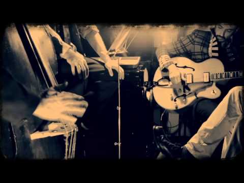 Samba em Preludio || Matteo Landucci (guitar) & Franco Ricciu (double bass)