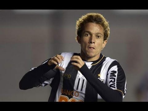 Atlético Mineiro 1 x 2 Atlético-PR, melhores momentos - Brasileirão 2013 - 31/07/2013