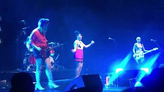 Bikini Kill - Magnet @ Hollywood Palladium 5-01-19