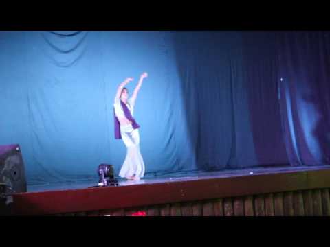 2° lugar Infanto Juvenil fusão Solo - bellytchê - Helena Silva