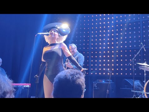 Lady Blackbird Live in Hamburg Mojo Club