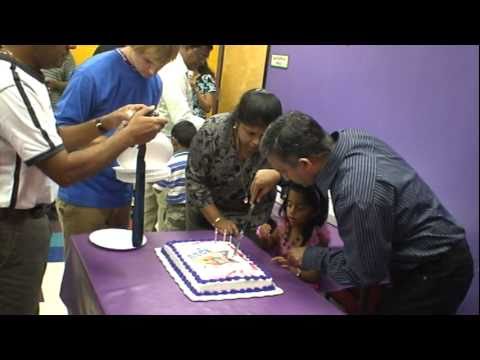 Divya 5th Birthday at Pump It Up - Cake Cutting.....
