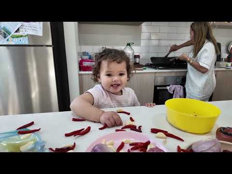 MOMMY AND BRIELLA MAKE UDUK RICE