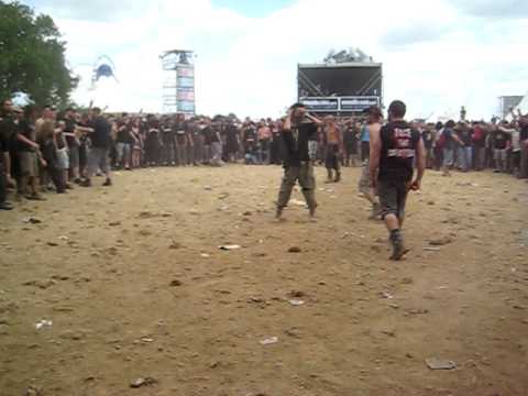 Hellfest 2009 - Dagoba - Wall of death - Braveheart